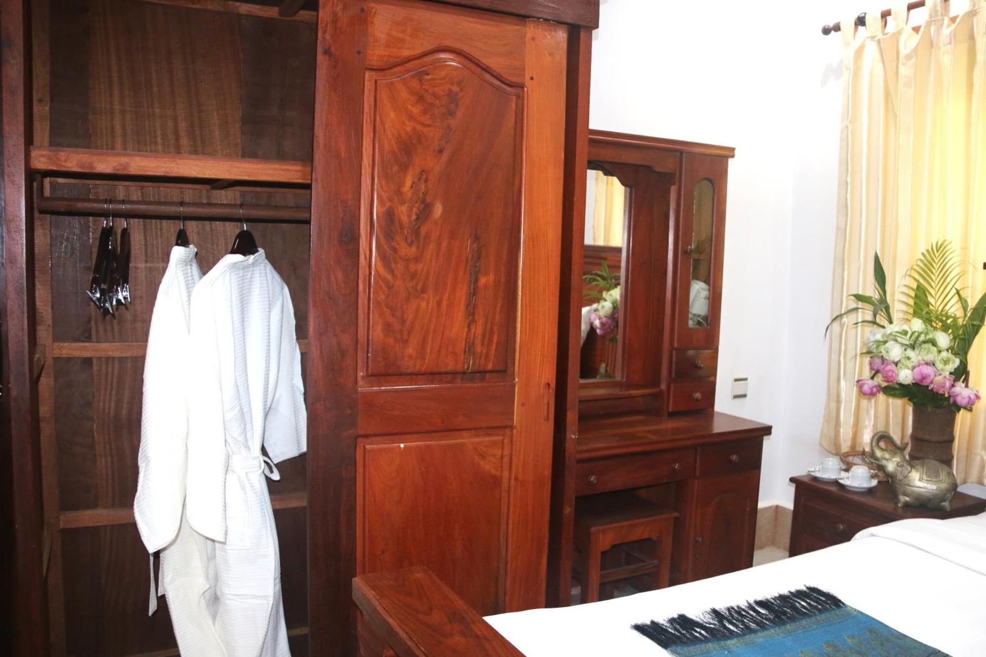 Shining Angkor Apartment Hotel Siem Reap Exterior photo